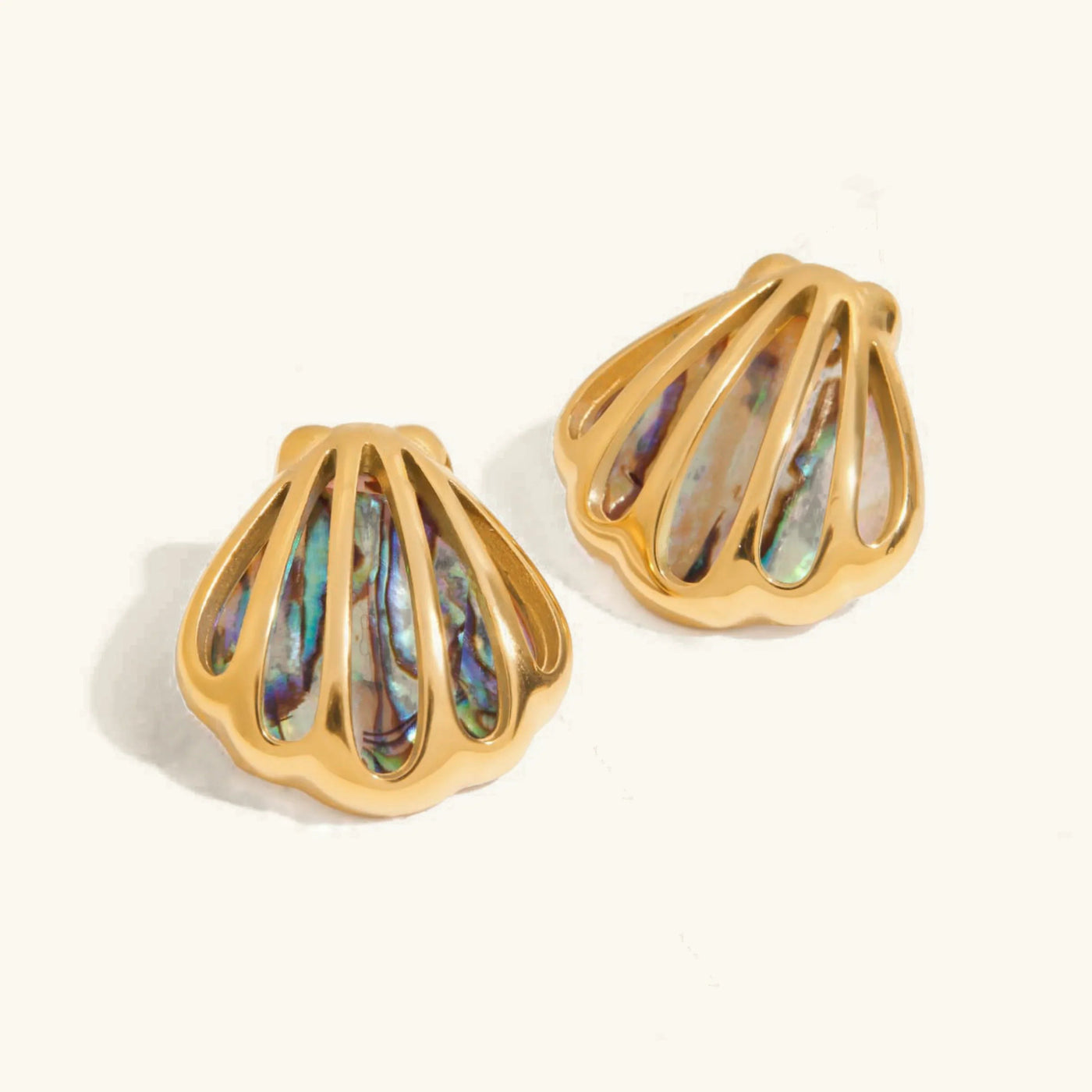 Nixie Seashell Uhani
