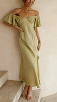 Olivno zelena